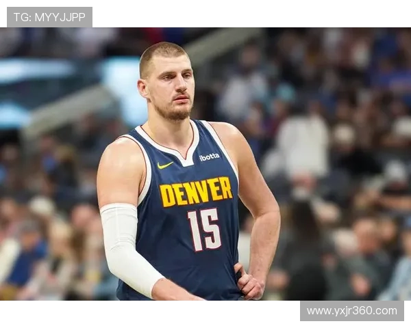 赛前偶像面基约基奇寒暄杨瀚森